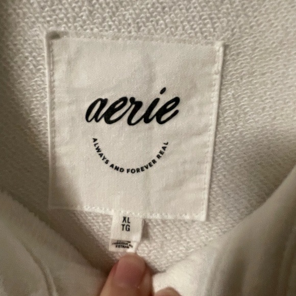 Aerie Popover Polo Sweatshirt in White - Picture 4 of 6